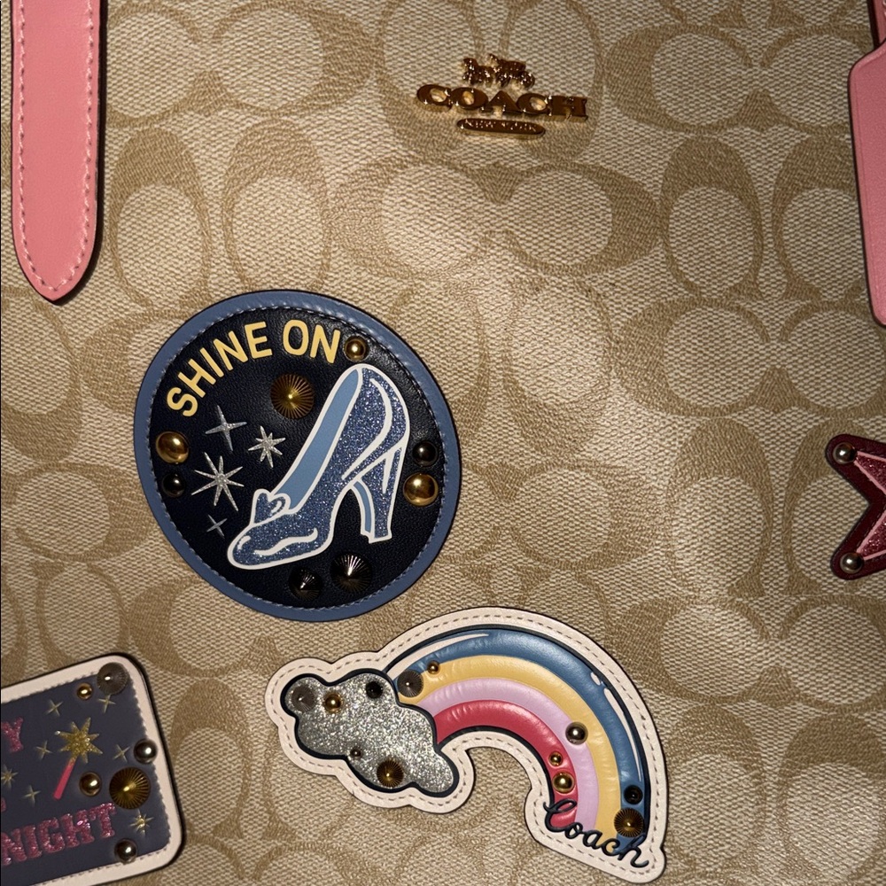 Coach X Disney Cinderella signature tote bag and wallet - Picture 8 of 12